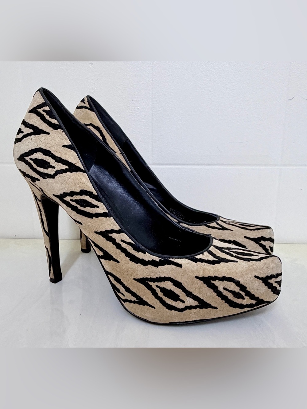 BCBG Platform High Heel
